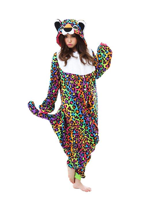 combinaison pyjama léopard